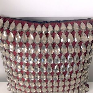 ACCENT PILLOW WITH TEARDROP JEWELS